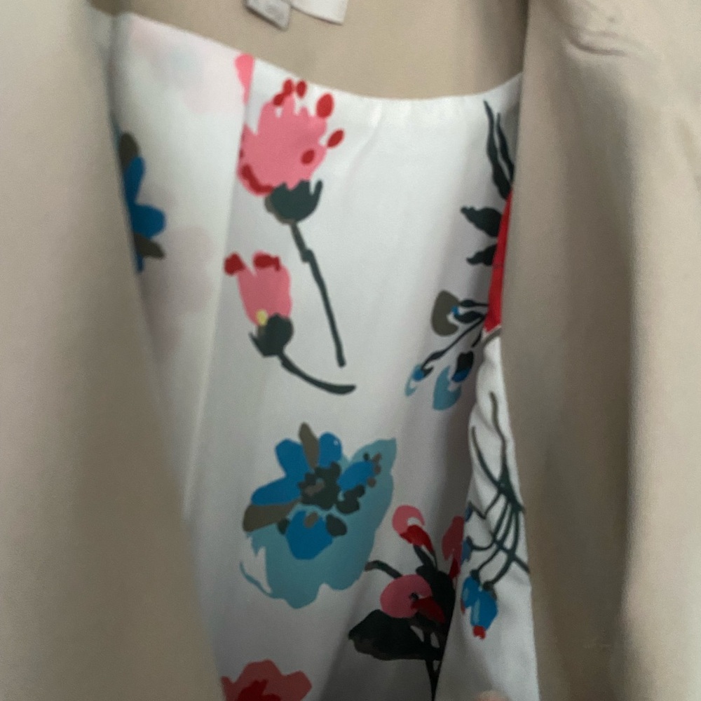 LOFT • Ann Taylor Modern Double-Breasted Trench Coat Size 6 - Picture 6 of 7